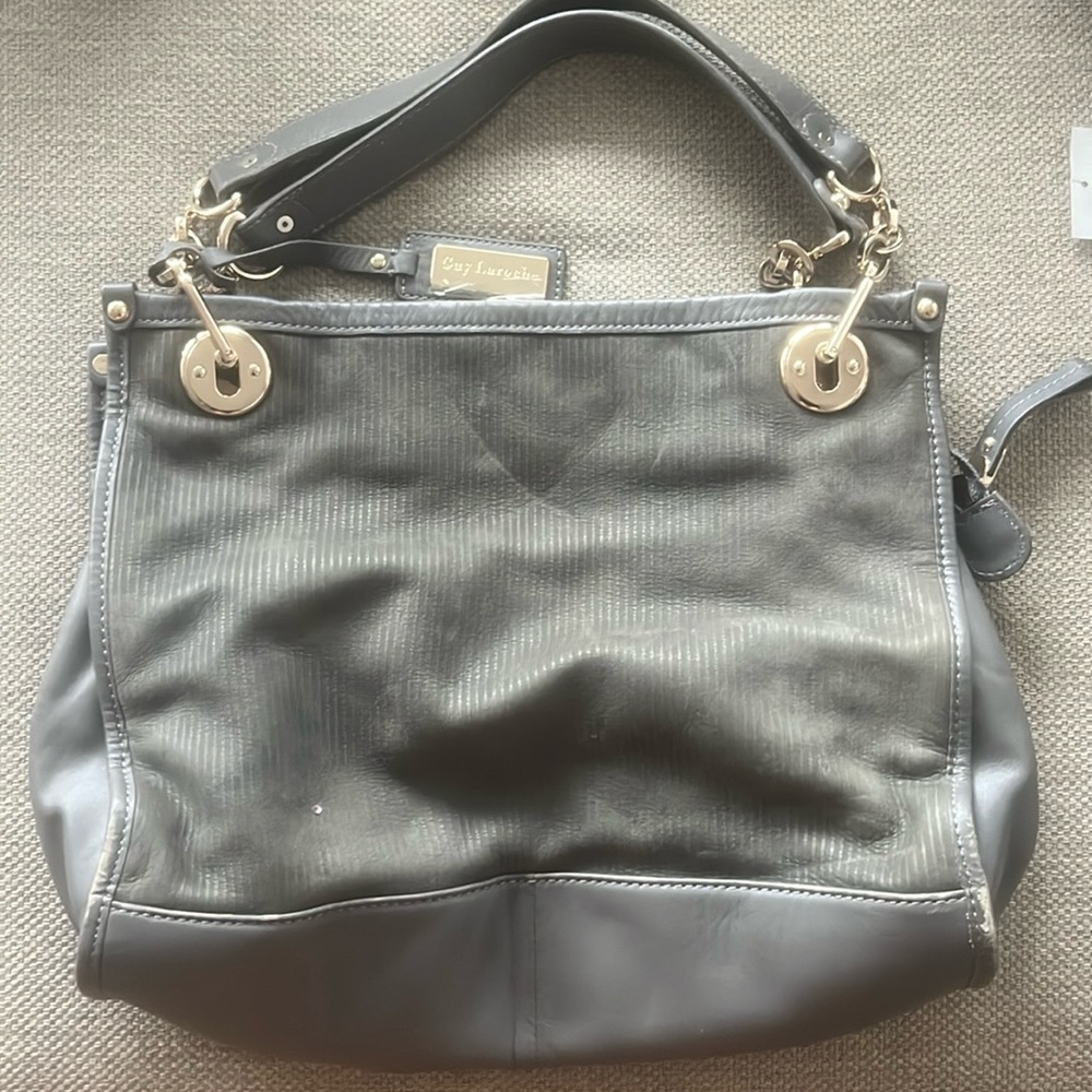 Guy laroche grey leather purse